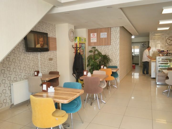 Avt Etli Ekmek Pide Ve Güvec Salonu