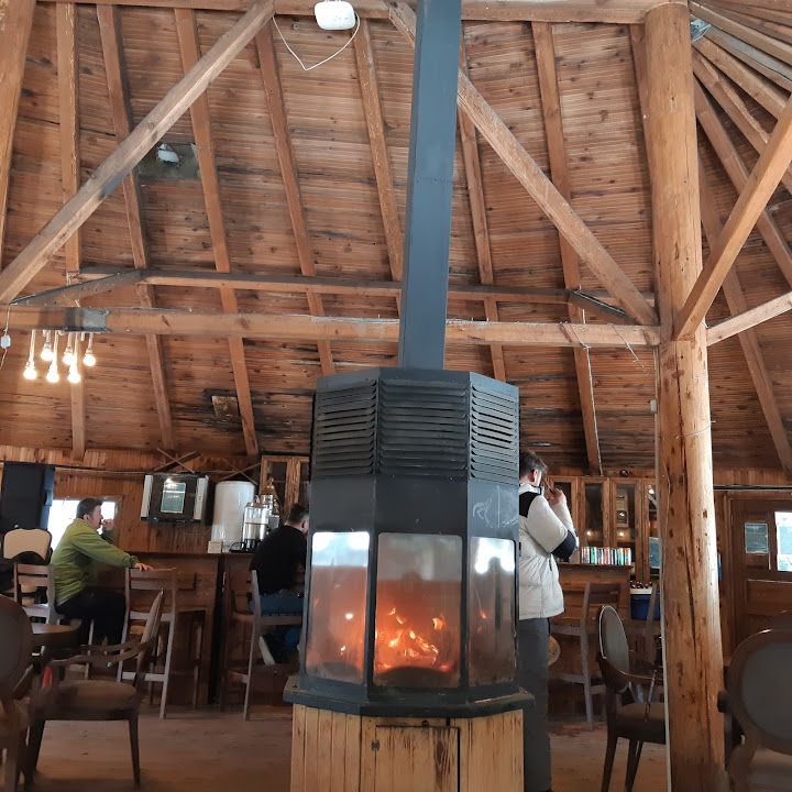 Baby Lift cafe