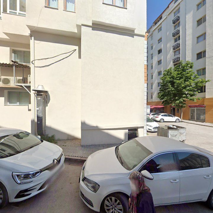 Baldiback Bol Sosisli Ayak Dürüm Restoranı
