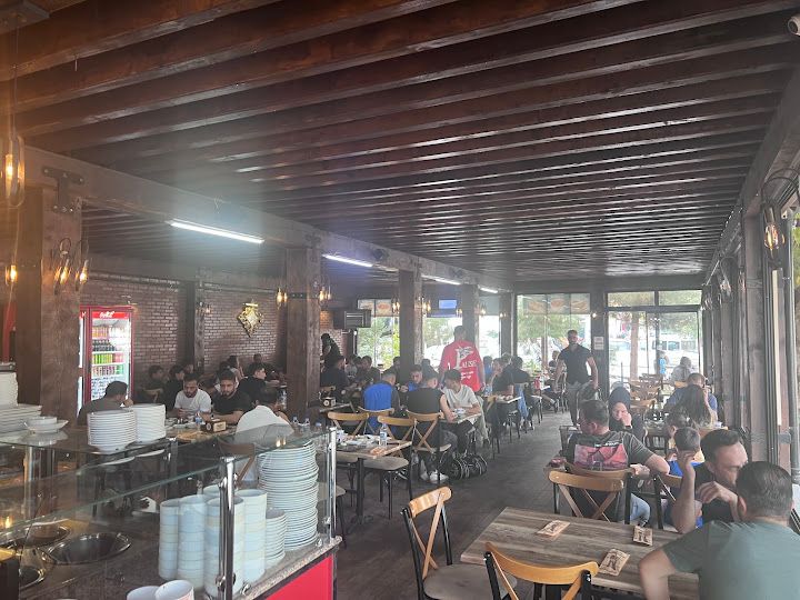 Bir Tat Restaurant