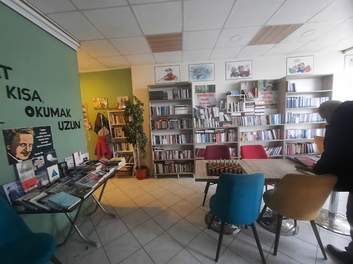 Bizum Kafe Kültür Evi