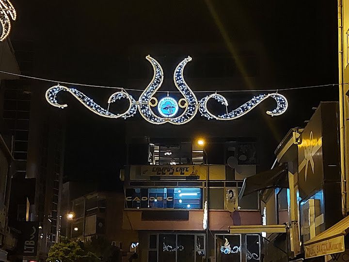 Cafe Cadde Üstü