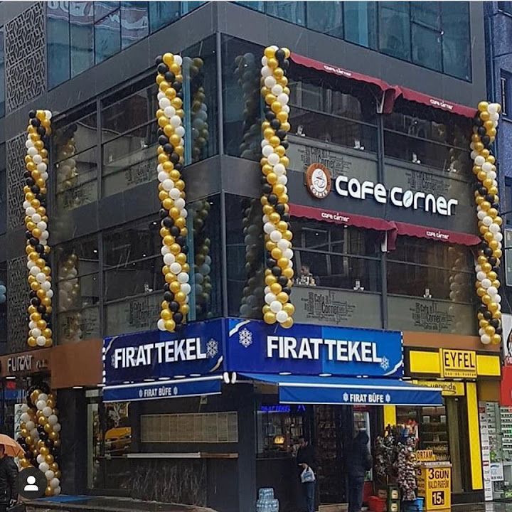 Cafe Corner