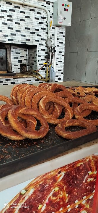 Çağlar Cörek Ve Yaǵli Firini