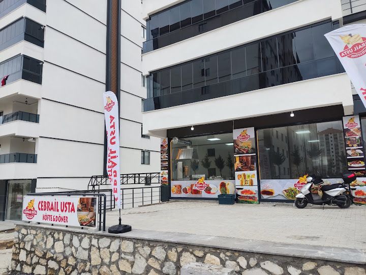 Cebrail Usta Köfte Ve Döner Salonu