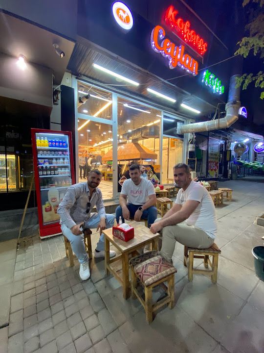 Ceylan Kokoreç Köfte & Sucuk Ekmek
