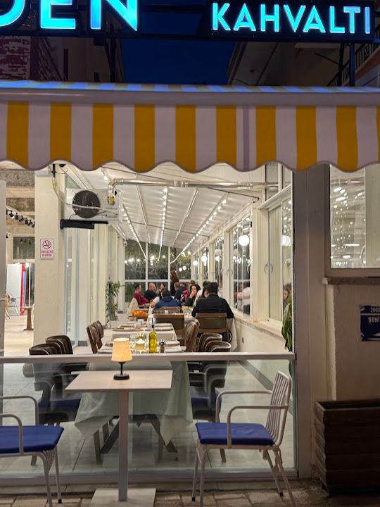 Clau Garden Pizzeria & Breakfast