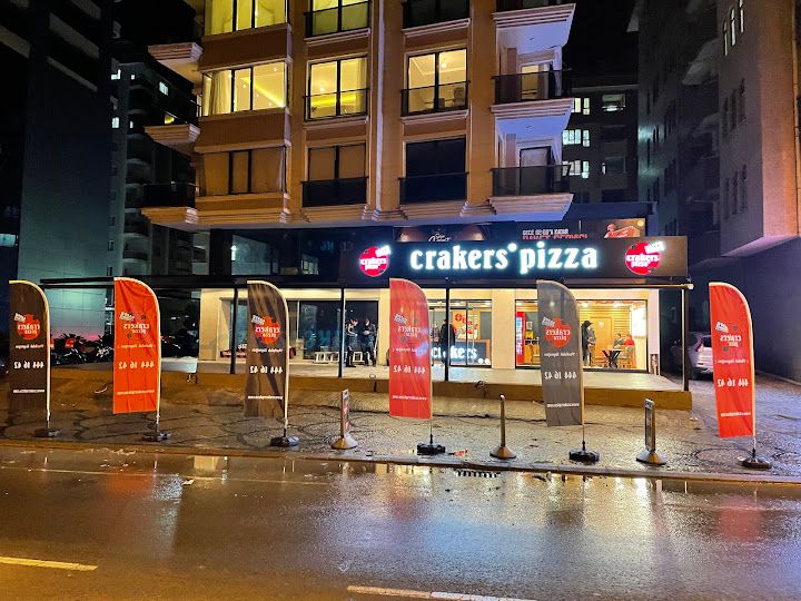 Crakers Pizza Rize Şubesi