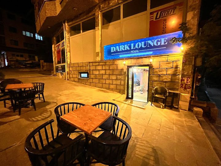 Dark Lounge