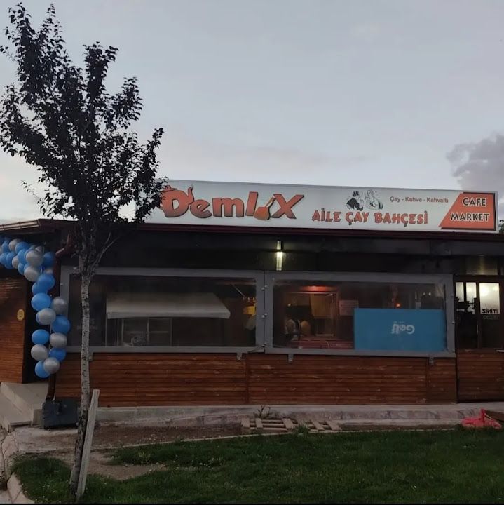 Demlix Aile Çay Bahçesi