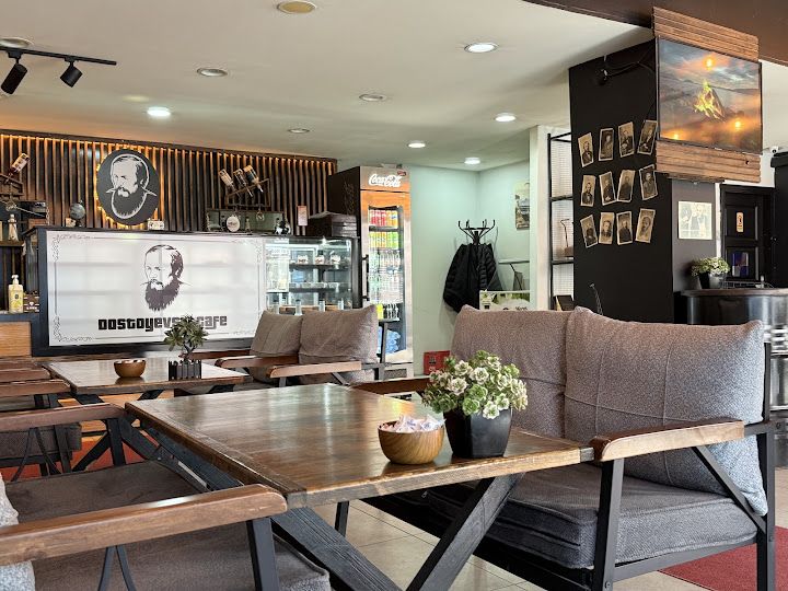 Dostoyevski Cafe Ve Oyun Salonu