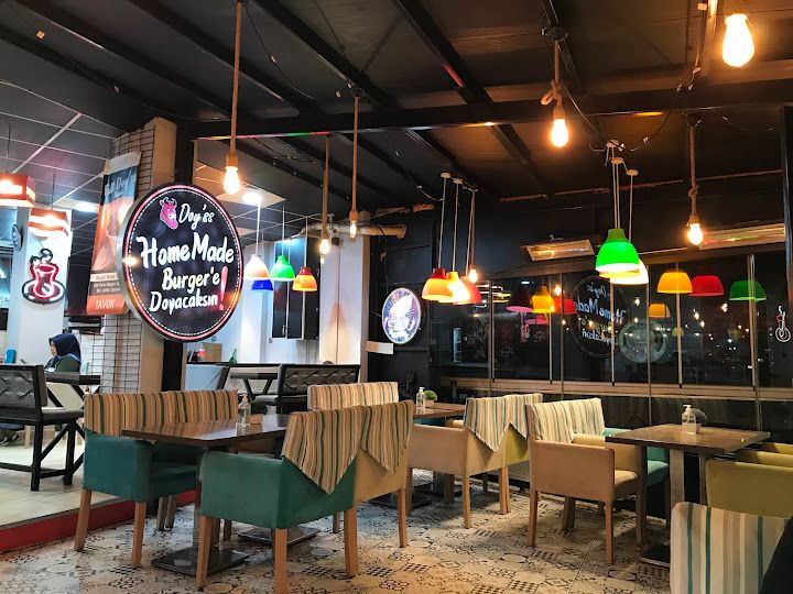 Doy'ss Burger House