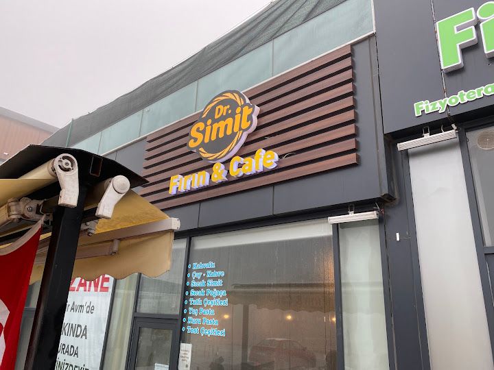 Dr. Simit