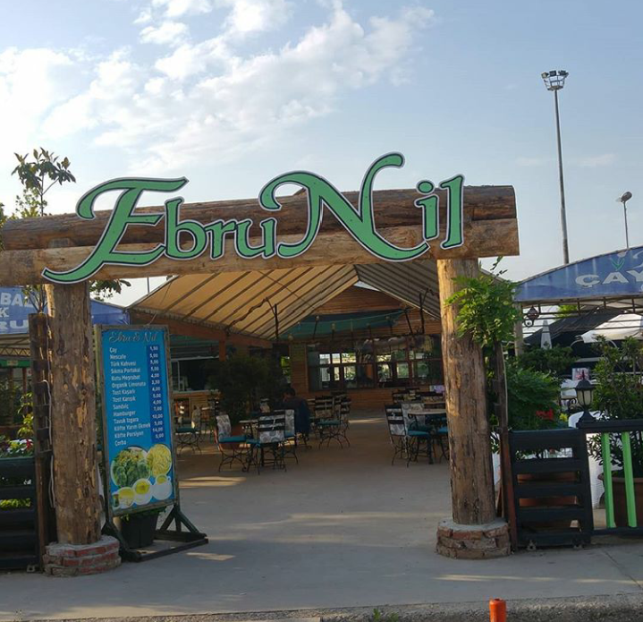 Ebrunil Cafe