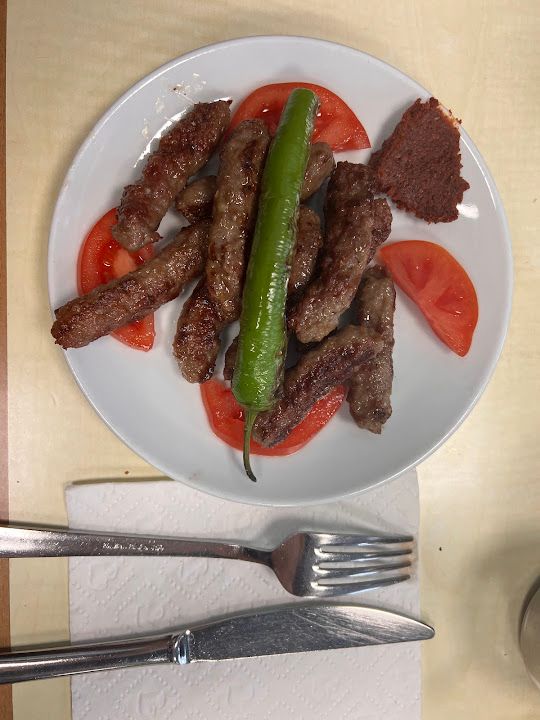Ekspres İnegöl Köfte Salonu
