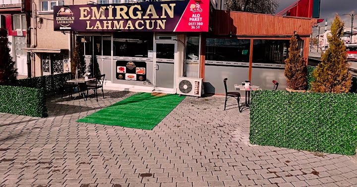 Emirgan Lahmacun