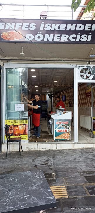 Enfes İskenderun Dönercisi