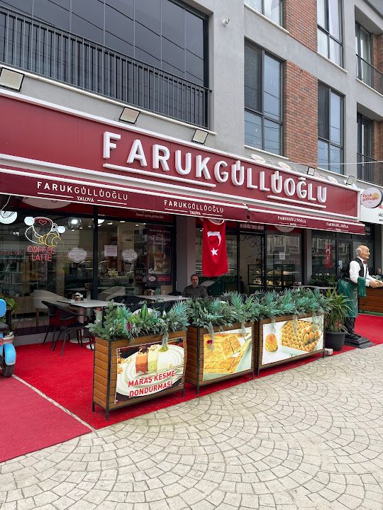 Faruk Güllüoğlu Yalova - Adnan Menderes