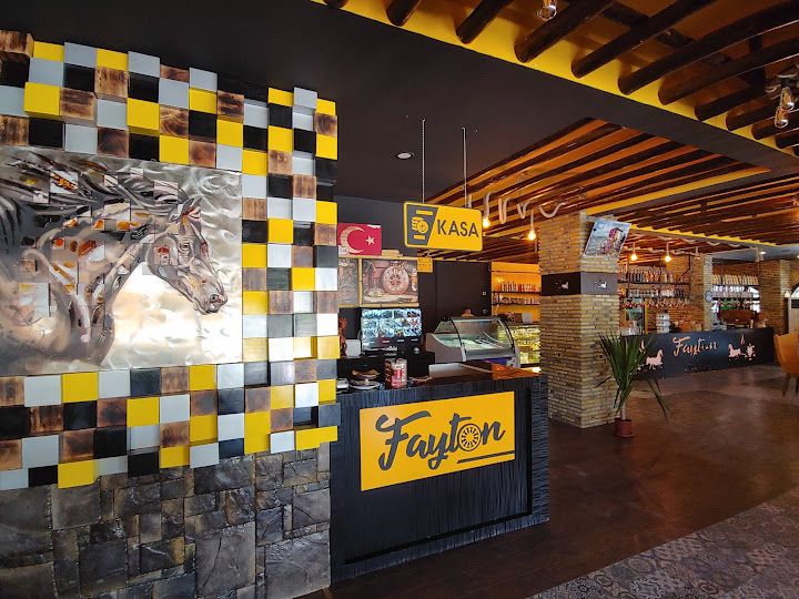 Fayton Cafe Bistro