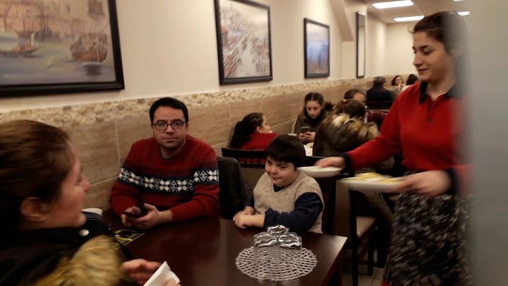 Fıstık Lahmacun ve Kebap Salonu