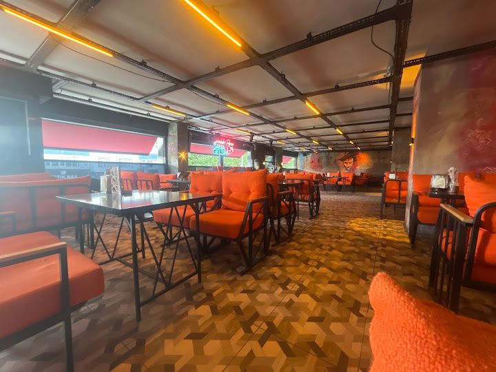 Gustoriko Cafe Bistro