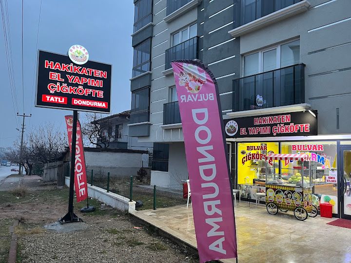 Hakikaten El Yapımı Çiğ köfte Dondurma ve Tatlı Salonu