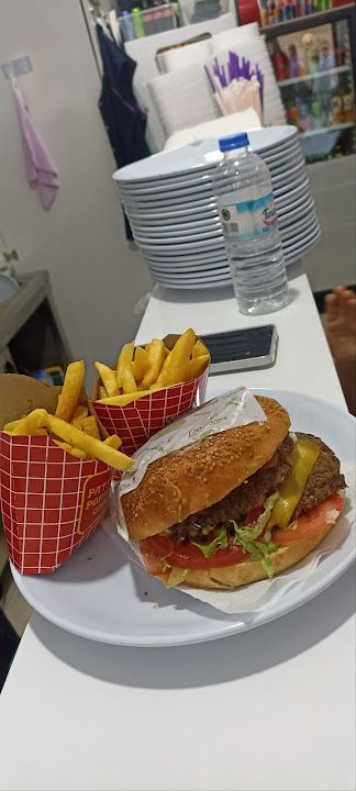 Hamburgerci İsmail Usta