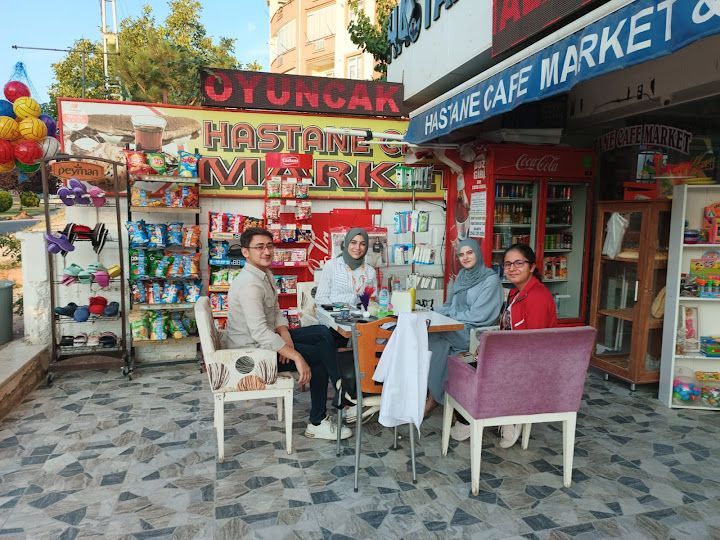 Hastane Cafe Market