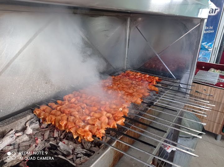 HAZAR TAVUK DÖNER VE IZGARA SALONU