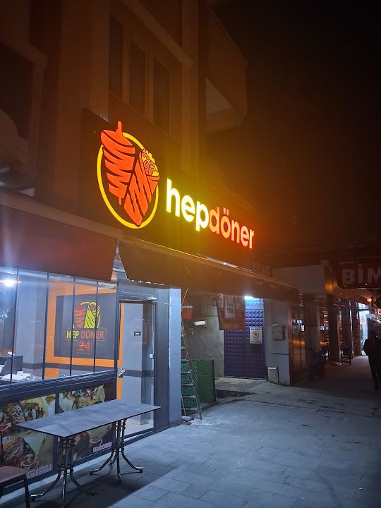 Hep Döner Gece Dönercisi