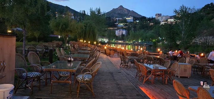 Joy Restaurant & Cafe