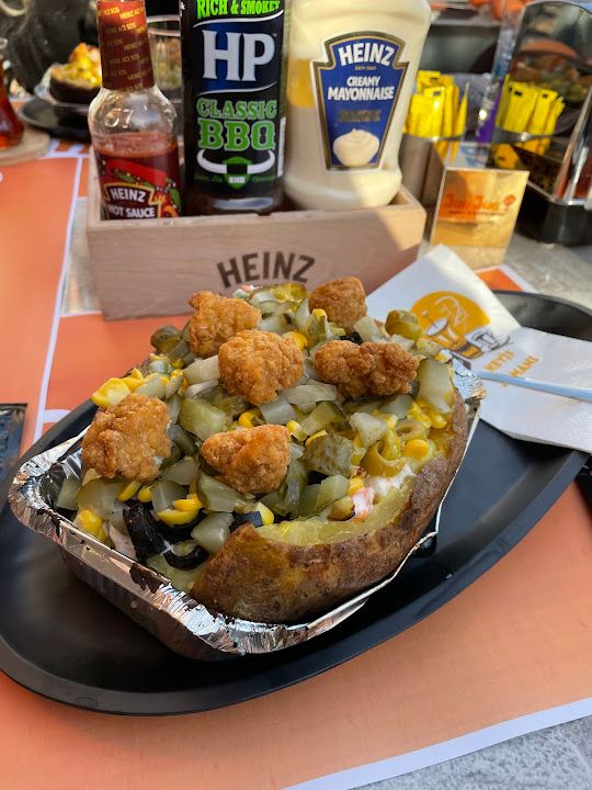 Juu Juu Kumpir & Waffle House