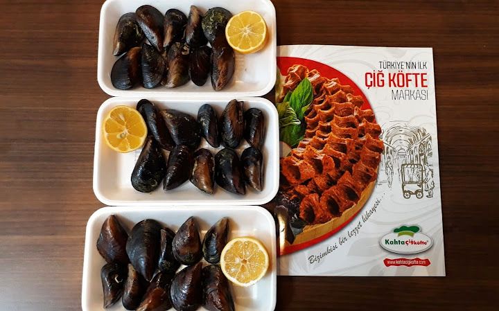 Kahta Çiğ Köfte & Midye & Soğuk Meze