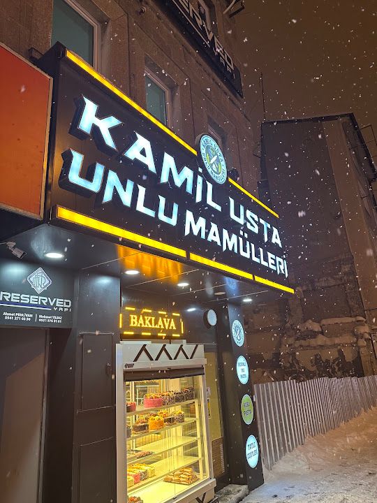 Kamil Usta Unlu Mamulleri