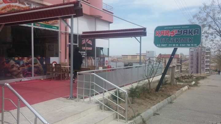Karşıyaka Etli Ekmek Salonu