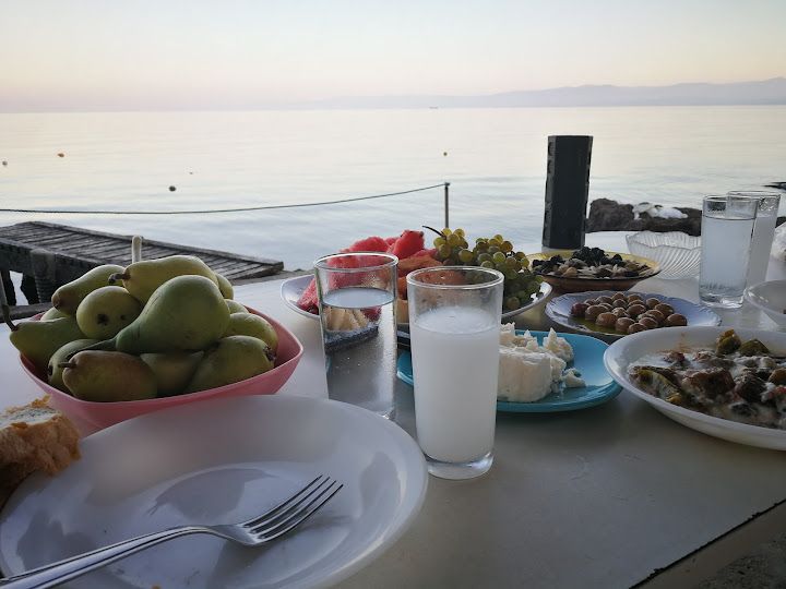 Kayıkhane(Kar amacı gütmeyen lezzet durağı)