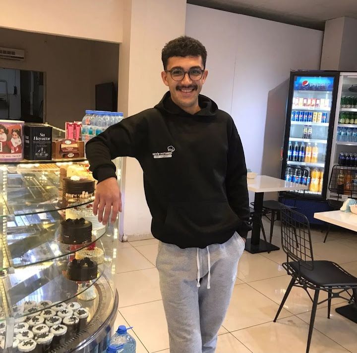 Keyif Pastanesi
