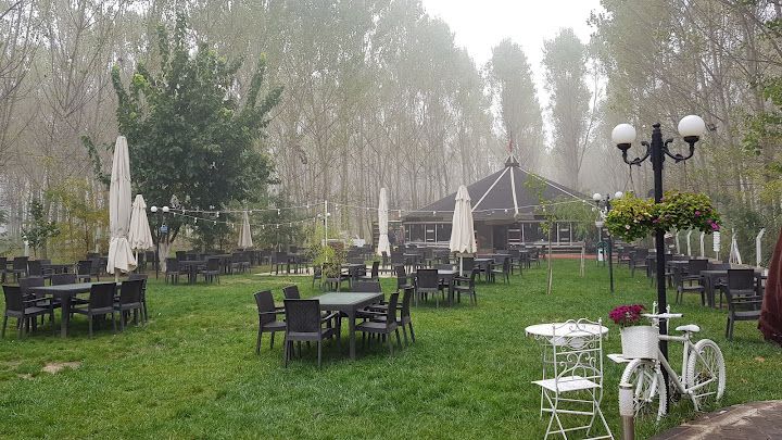 Kır Davet Bahçesi