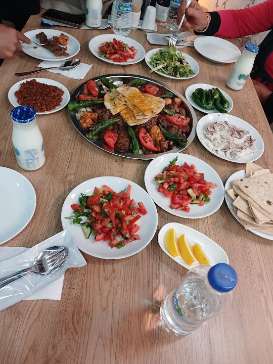Kısmet Döner İskender Ve Izgara Restaurant