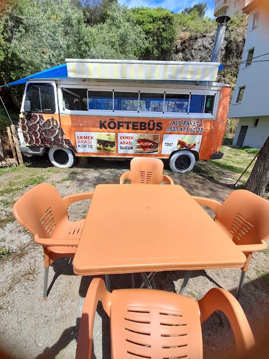 Köftebüs