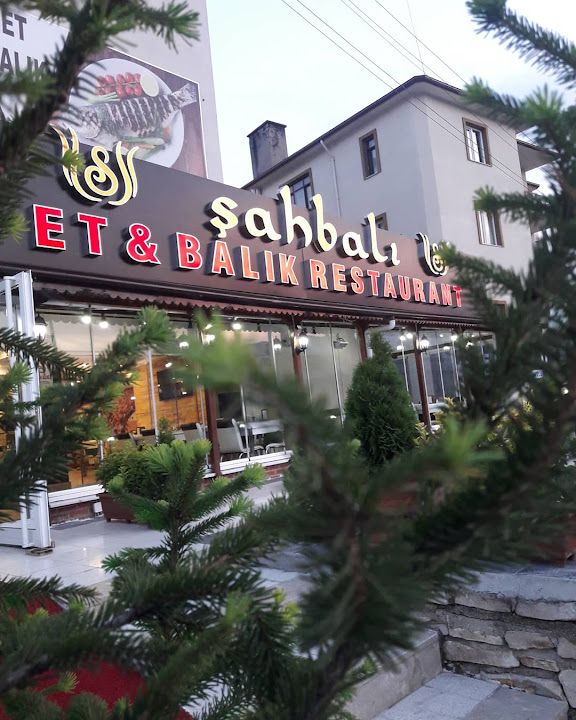 köz kanat et mangal evi