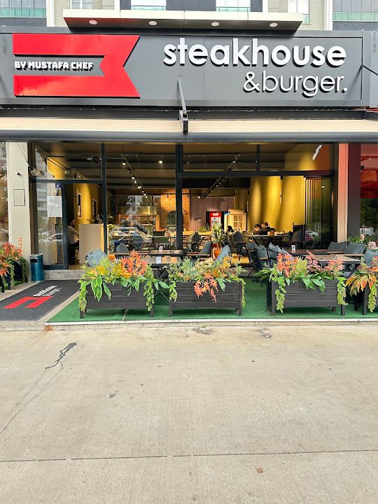 M Steakhouse & Burger