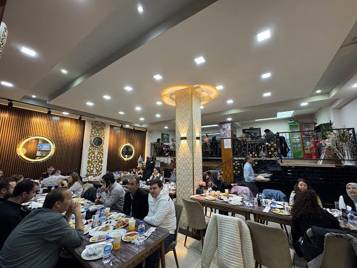 mehmet usta kebap pide ve şiş salonu