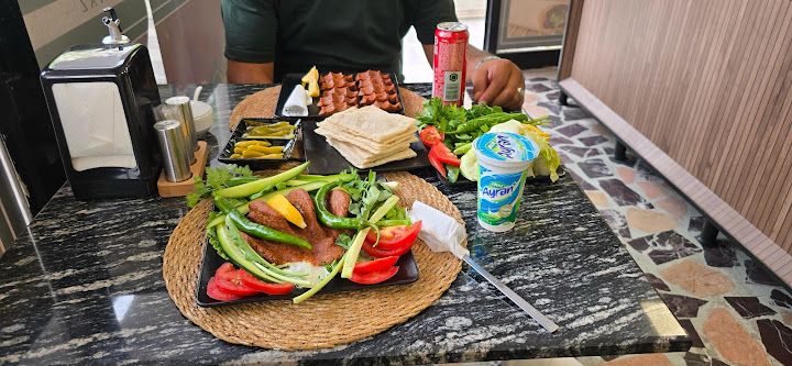 Meşhur Çiğköfteci Burak AYAZ 3. Şube | Elazığ Çiğköfte