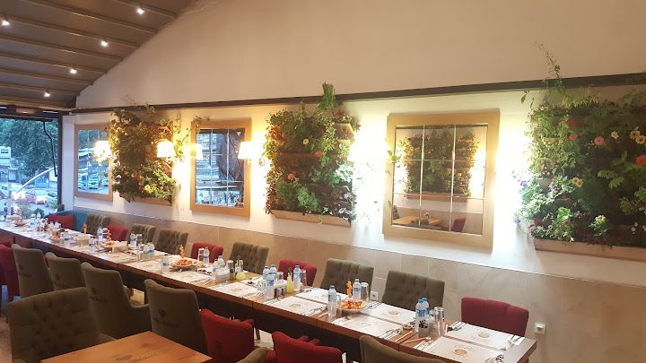 Meyz Cafe & Restaurant