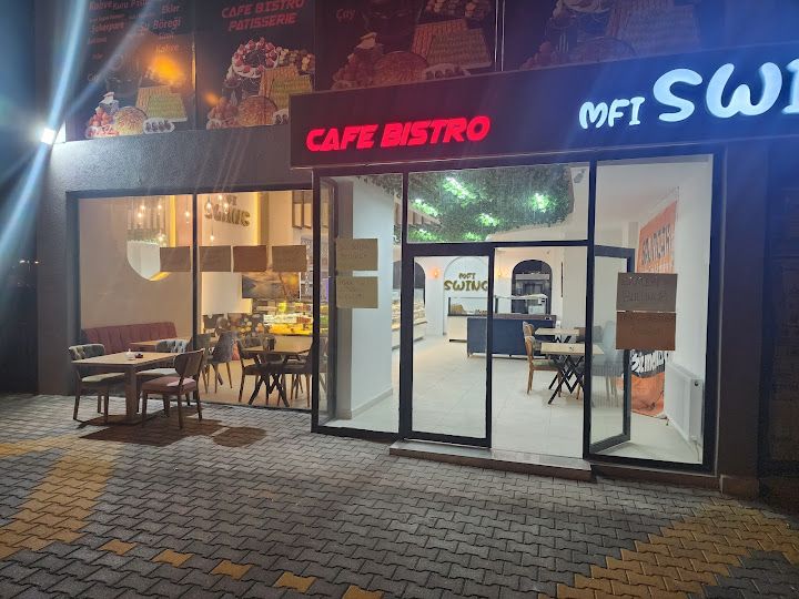 Mfi swing cafe bistro patisserie
