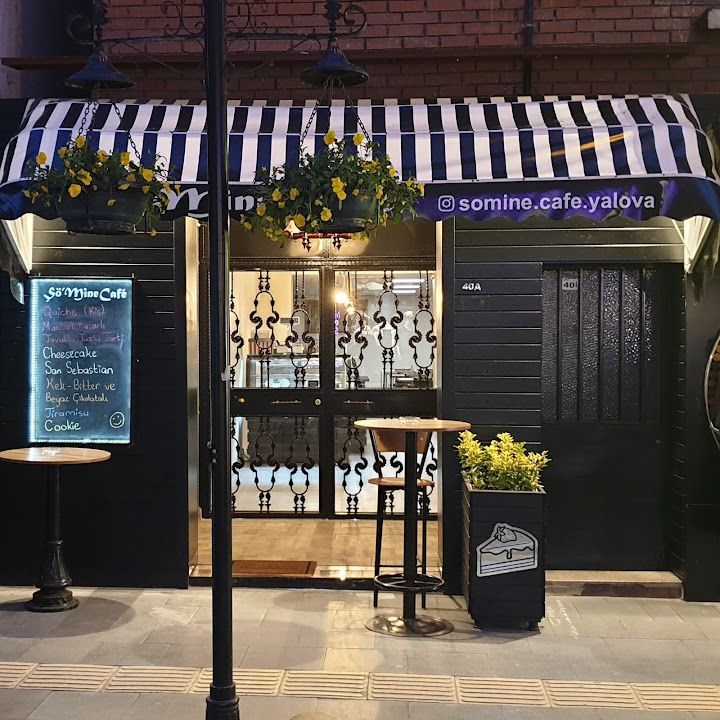 Mine's Cheesecake Cafe Patisserie