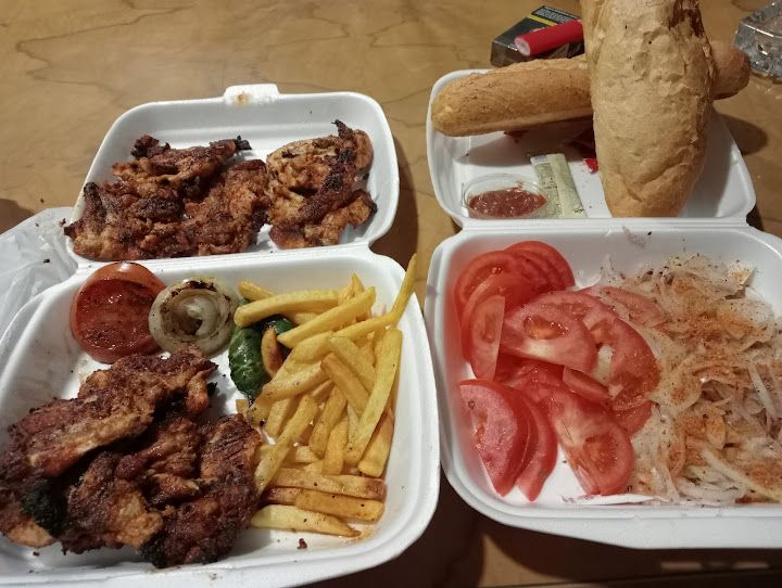 MUZO KÖFTE KARAMAN