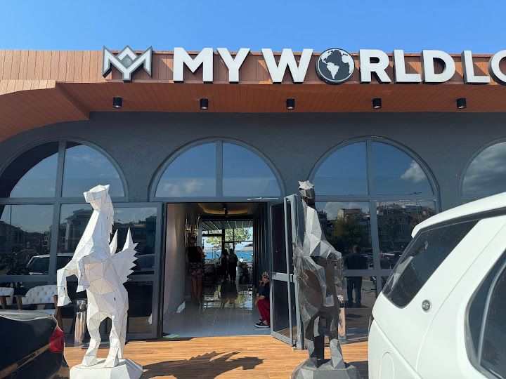My World Lounge
