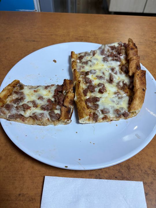Nur Pide Lahmacun Salonu